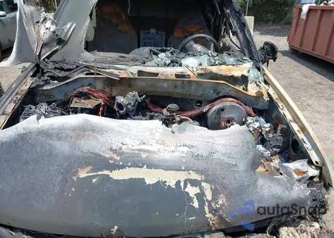 2001 Ford F-150 Lariat/Xl/Xlt z USA, uszkodzony, nr VIN 1FTRX18L51NA38125